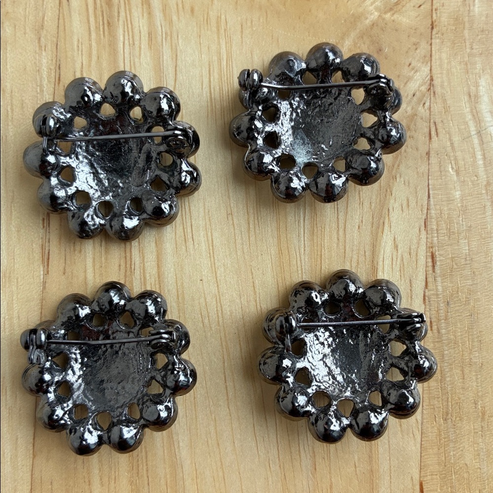 Black Crystal Flower Stud Pins set of 4. - Picture 2 of 4